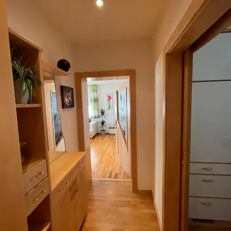 Moderne In Lkh Naehe Lejlighed Graz